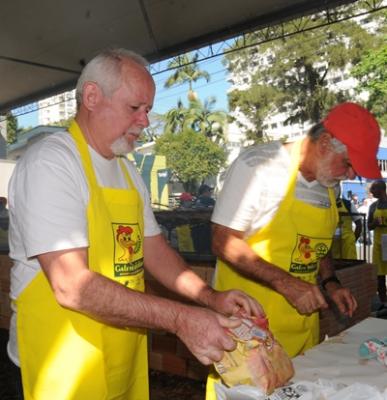 Galeto Solidário Rotary Club de Tubarão Sul 2016