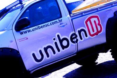 Confraternização entre amigos da Uniben